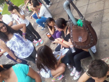 esperando o show
